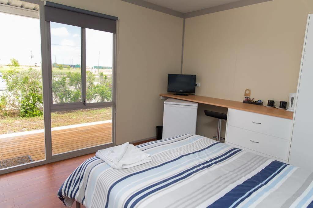 Merinda Village Hotel ボーエン エクステリア 写真