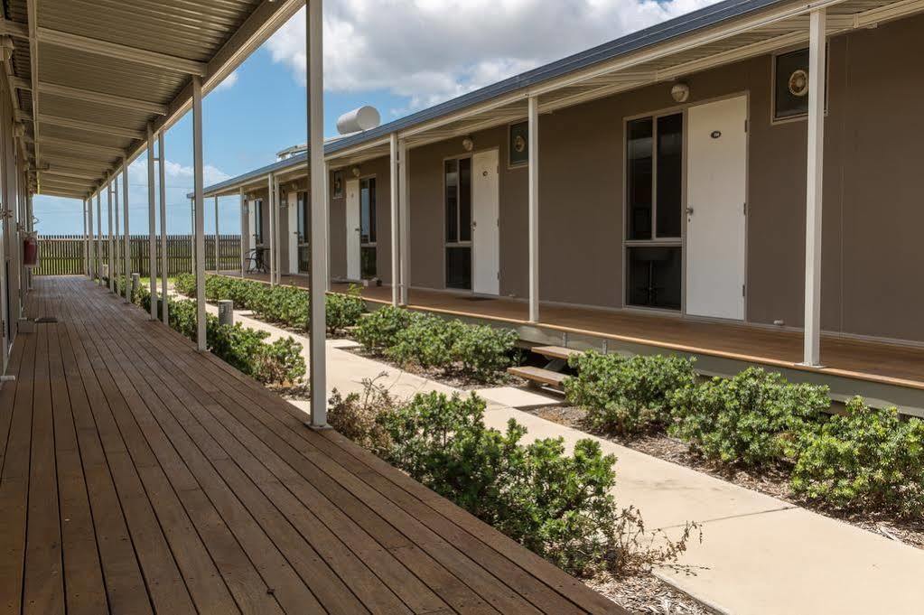Merinda Village Hotel ボーエン エクステリア 写真